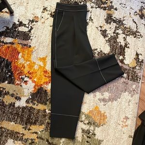 ZARA – White Stitch Ankle Pants